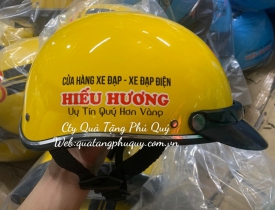 TẠI SAO CÁC DOANH NGHIỆP LỚN LUÔN CHỌN ĐẶT MŨ BẢO HIỂM IN LOGO TẠI QUÀ TẶNG PHÚ QUÝ?