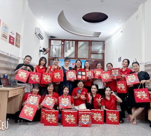 TRUNG THU - ĐÓN CHỊ HẰNG CÙNG TEAM PHÚ QUÝ