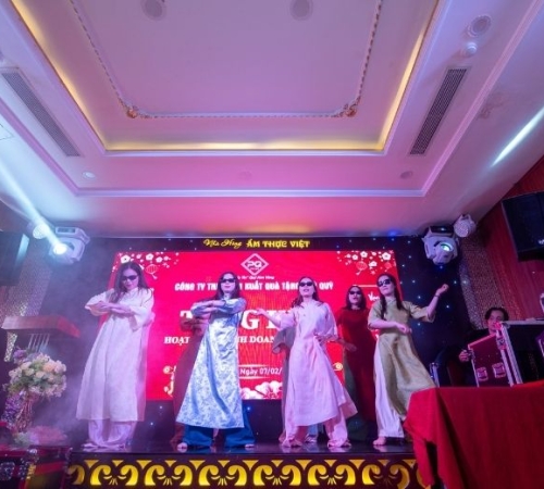 YEAR END PARTY PHÚ QUÝ - HÀNH TRÌNH NHÌN LẠI, TRI ÂN VÀ BỨT PHÁ