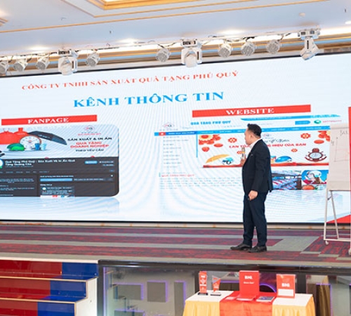 QUÀ TẶNG PHÚ QUÝ ĐỒNG HÀNH VỚI VAI TRÒ NHÀ TÀI TRỢ KIM CƯƠNG TẠI SỰ KIỆN BNI BTN