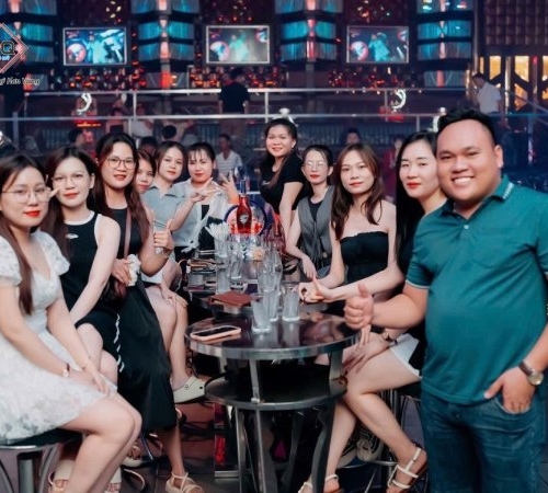 MỪNG 7 NĂM THÀNH LẬP CÔNG TY PHÚ QUÝ - MỘT HÀNH TRÌNH, NGÀN CẢM XÚC