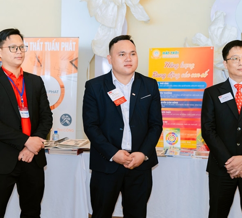 ĐỒNG HÀNH CÙNG KẾT NỐI - PHÚ QUÝ THAM GIA NGÀY HỘI KHÁCH MỜI BNI CRYSTAL