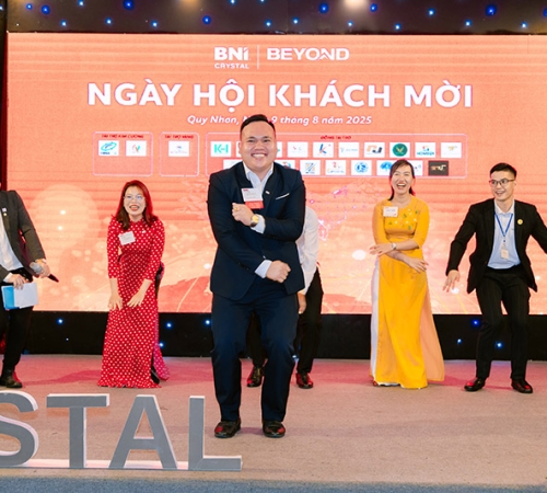 ĐỒNG HÀNH CÙNG KẾT NỐI - PHÚ QUÝ THAM GIA NGÀY HỘI KHÁCH MỜI BNI CRYSTAL