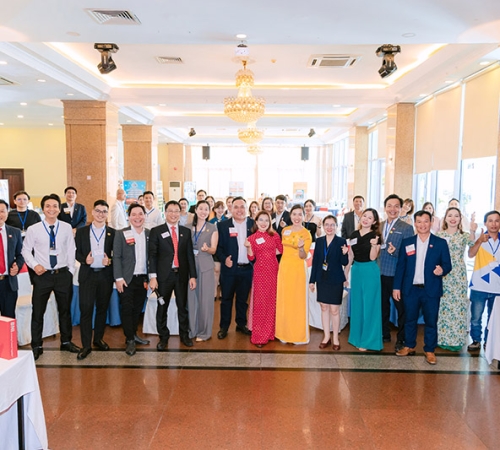 ĐỒNG HÀNH CÙNG KẾT NỐI - PHÚ QUÝ THAM GIA NGÀY HỘI KHÁCH MỜI BNI CRYSTAL