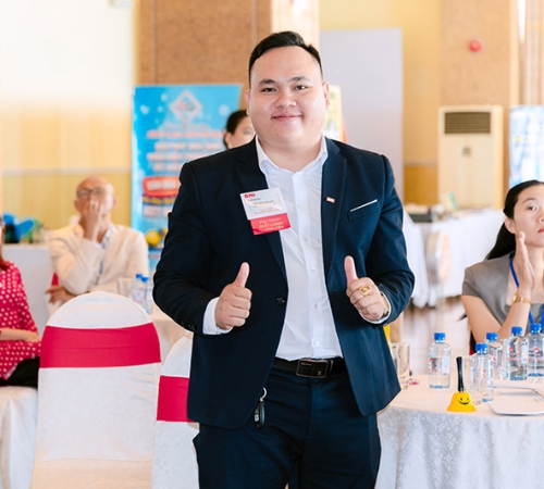 ĐỒNG HÀNH CÙNG KẾT NỐI - PHÚ QUÝ THAM GIA NGÀY HỘI KHÁCH MỜI BNI CRYSTAL