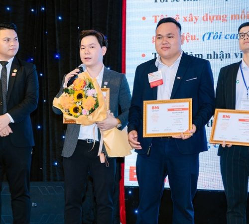ĐỒNG HÀNH CÙNG KẾT NỐI - PHÚ QUÝ THAM GIA NGÀY HỘI KHÁCH MỜI BNI CRYSTAL