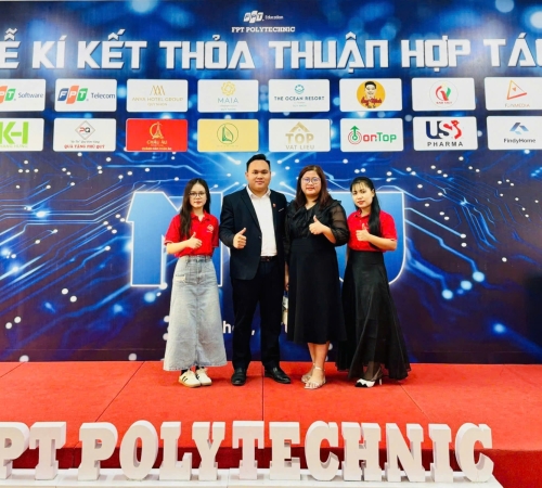 HỢP TÁC – PHÁT TRIỂN DÀI LÂU GIỮA QUÀ TẶNG PHÚ QUÝ CÙNG TRƯỜNG CAO ĐẲNG FPT