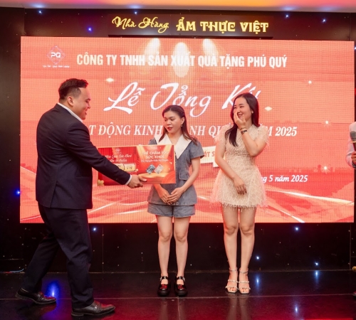 PHÚ QUÝ MUA BẢO HIỂM NHÂN THỌ CHO NHÂN VIÊN GẮN BÓ: TRI ÂN – GẮN KẾT – PHÁT TRIỂN BỀN VỮNG