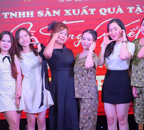 TỔNG KẾT QUÝ II/2025 – VINH DANH NHỮNG CHIẾN BINH XUẤT SẮC CỦA PHÚ QUÝ