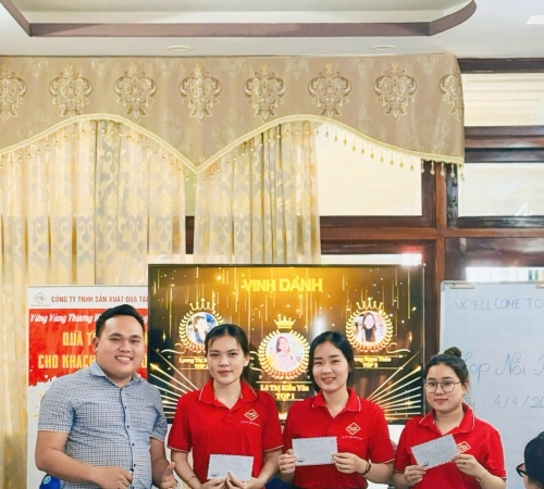 VINH DANH NHÂN VIÊN KINH DOANH XUẤT SẮC NHẤT THÁNG 3 – CẢM ƠN VÌ ĐÃ "CHIẾN" HẾT MÌNH!