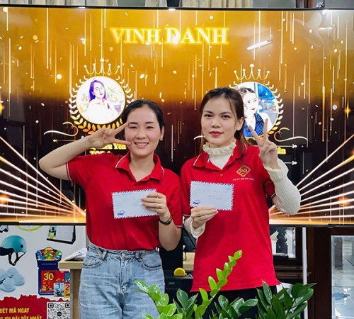 VINH DANH NHÂN VIÊN KINH DOANH XUẤT SẮC THÁNG 11