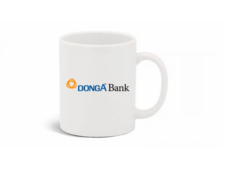 LY SỨ IN LOGO DONG A BANK – QUÀ TẶNG THƯƠNG HIỆU THANH LỊCH, CHUYÊN NGHIỆP