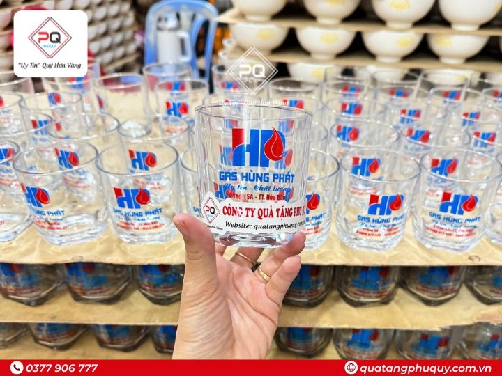 LY THUỶ TINH IN LOGO GAS HÙNG PHÁT
