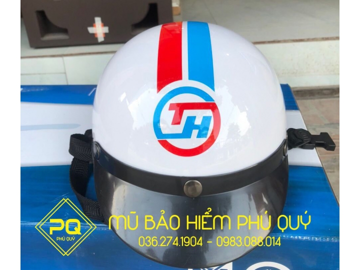 IN MŨ BẢO HIỂM QUẢNG CÁO MÀU TRẮNG, SƠN BÓNG