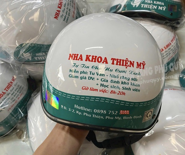 Nón bảo hiểm in logo Phú Quý chất lượng an toàn