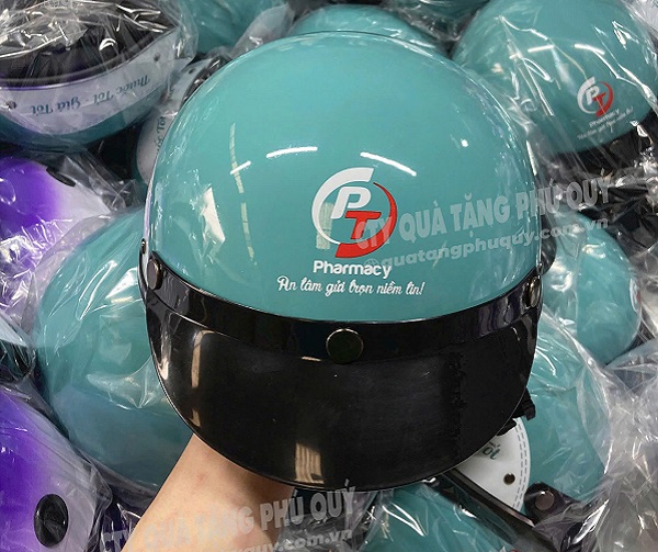 Nón bảo hiểm in logo chất lượng từ Phú Quý