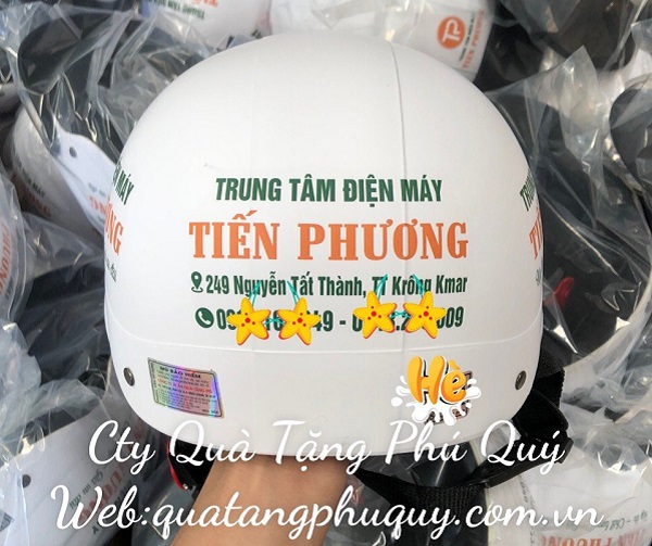 Sử dụng nón bảo hiểm in logo làm quà tặng thương hiệu