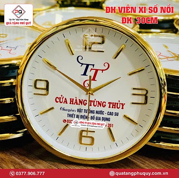 Đồng hồ viền xi số nổi