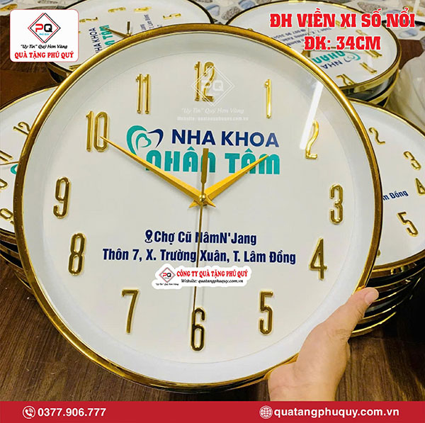 Đồng hồ in logo nha khoa