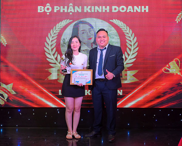 Top 1 nhân viên kinh doanh xuất sắc
