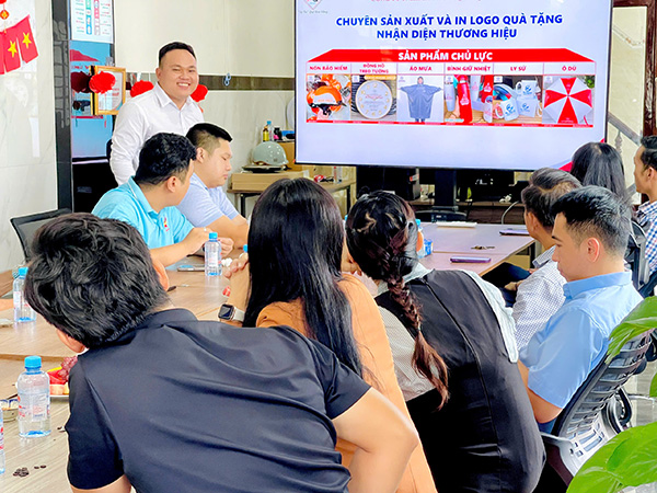 Quà Tặng Phú Quý giới thiệu tổng quan về hoạt động công ty