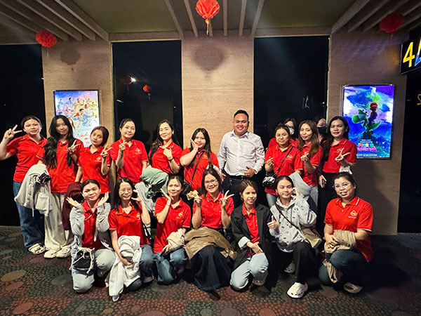 Hoạt động xem phim - gắn kết đầu năm Hoạt động xem phim - gắn kết đầu năm