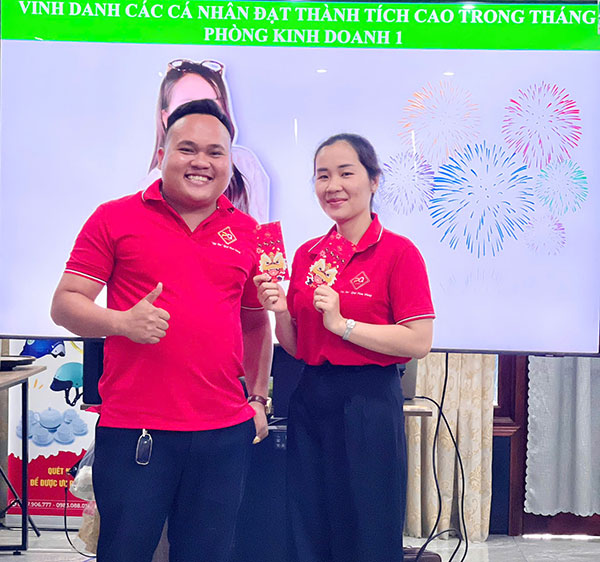 Top 1 nhân viên kinh doanh xuất sắc PKD1
