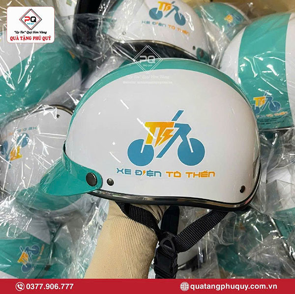 Quà Tặng Phú Quý - Địa chỉ sản xuất nón bảo hiểm in logo giá rẻ, chất lượng