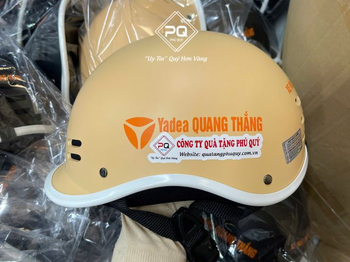 Mũ bảo hiểm Yadea