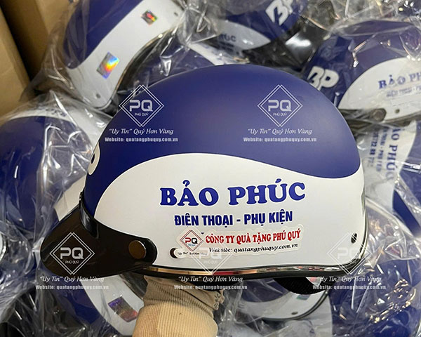 Quà Tặng Phú Quý - Địa chỉ in nón bảo hiểm theo yêu cầu uy tín, chất lượng