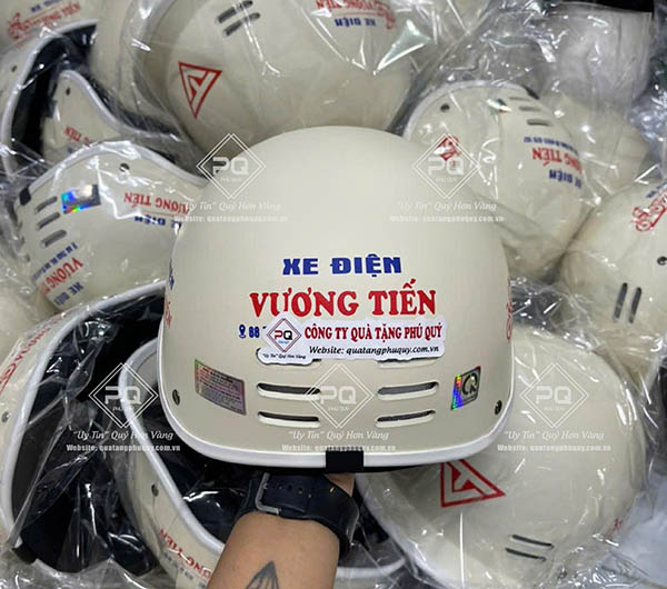 Thiết kế nón trẻ trung, phù hợp lứa tuổi học sinh - sinh viên