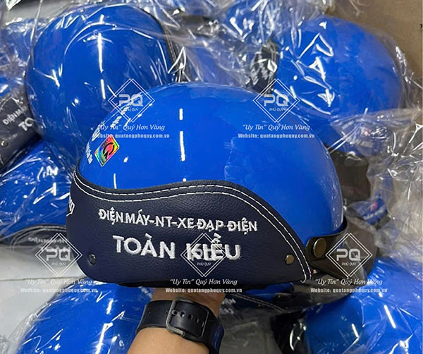 Vì sao nên in mũ bảo hiểm xe điện tại xưởng sản xuất chuyên nghiệp?