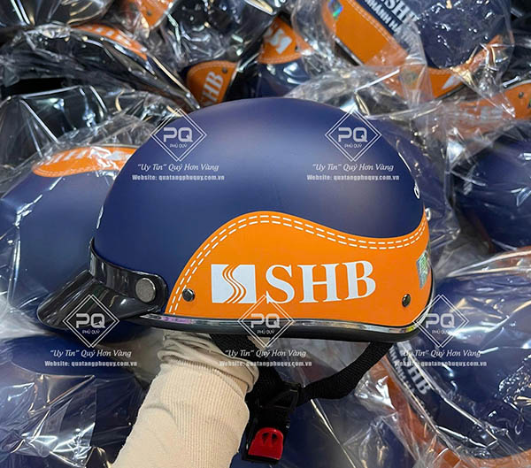 Một quy trình sản xuất chuyên nghiệp sẽ tạo nên mũ bảo hiểm quảng cáo chuẩn nhận diện thương hiệu