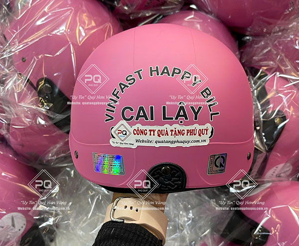 Quà Tặng Phú Quý - Xưởng sản xuất mũ bảo hiểm quảng cáo uy tín, chất lượng