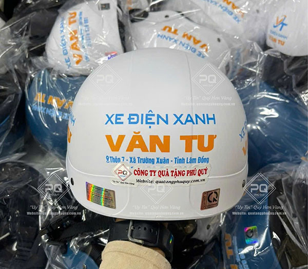 Mũ bảo hiểm xe điện in logo - Giải pháp marketing tiết kiệm chi phí