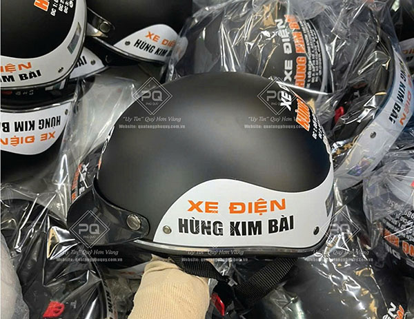 Mũ bảo hiểm xe điện sơn mờ