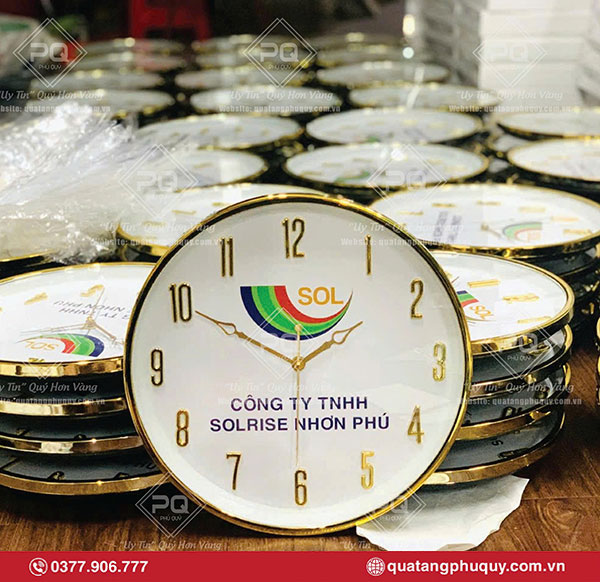 Đồng hồ treo tường in logo làm quà tặng công đoàn Đồng hồ treo tường in logo làm quà tặng công đoàn