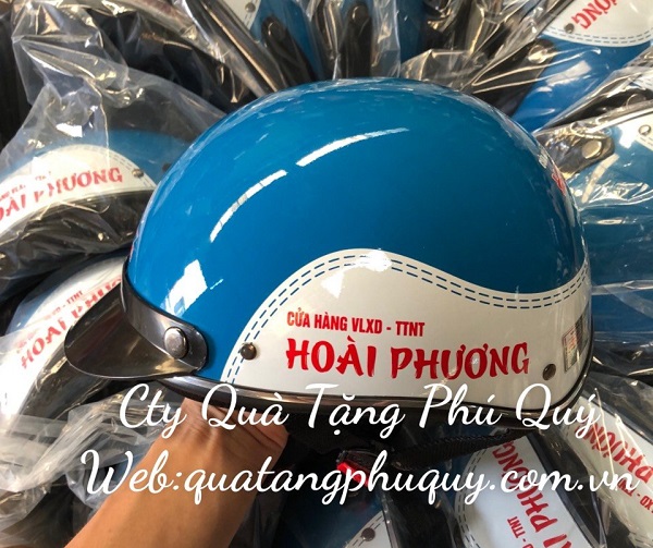 Nón bảo hiểm in logo cung cấp bởi Phú Quý