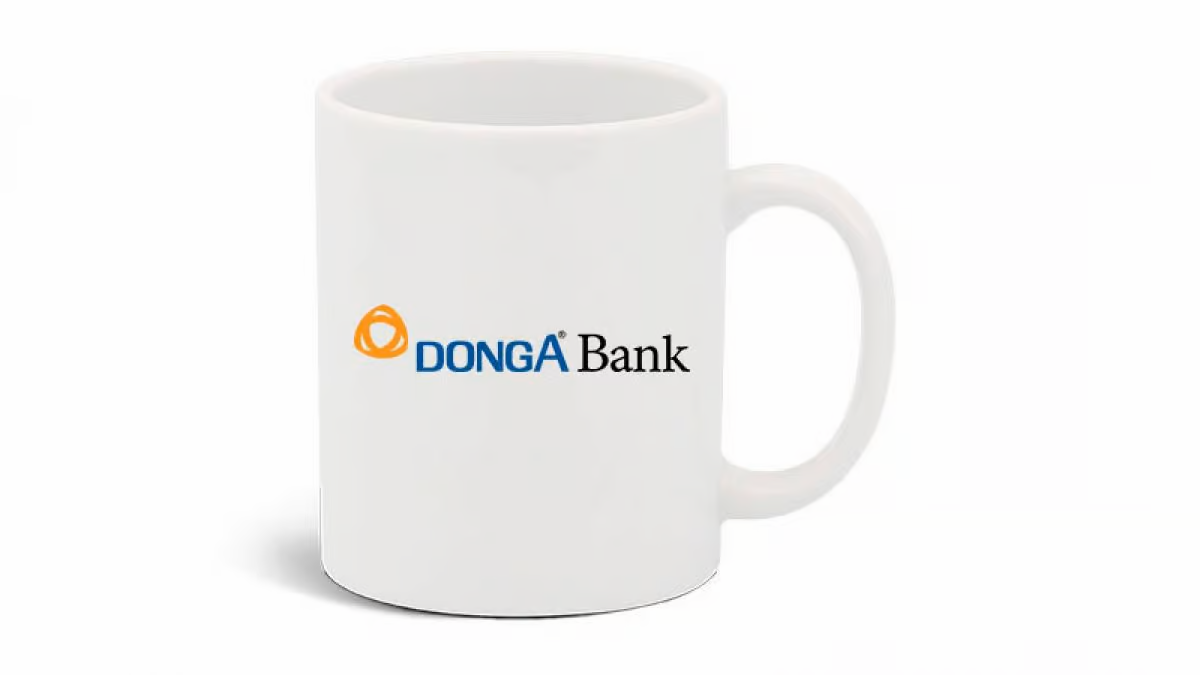 ly sứ in logo Đông Á Bank